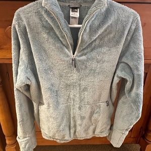 North face pullover jacket